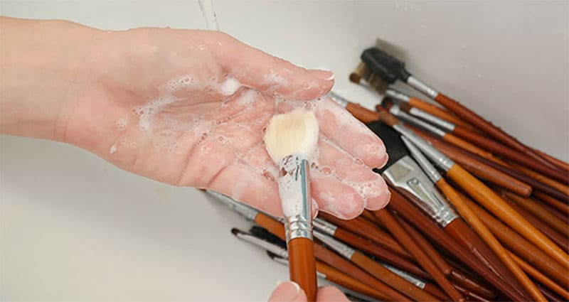 نبایدهای تمیز کردن انواع قلم کاشت کدام اند؟