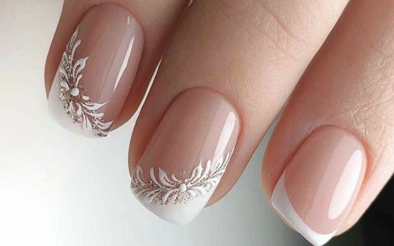 ایده ناخن عروس فرنچ ساده